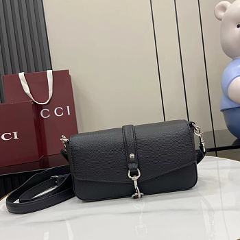 Bagsaaa Gucci Small crossbody bag with hook closure 821623 black - 23.5cm
