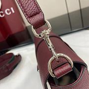 Bagsaaa Gucci Small crossbody bag with hook closure 821623 red - 23.5cm - 4