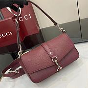 Bagsaaa Gucci Small crossbody bag with hook closure 821623 red - 23.5cm - 3