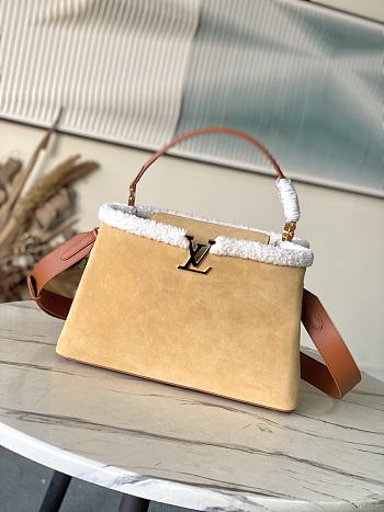 Bagsaaa LV M12784 Capucines GM Souple Beige Suede - 38cm