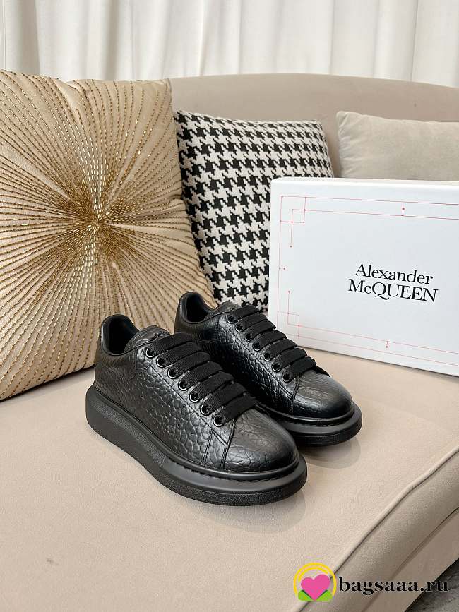 Bagsaaa ALEXANDER MCQUEEN Oversized Black Sneakers - 1