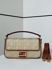 Bagsaaa Fendi Baguette Natural straw bag with FF embroidery - 27cm - 1
