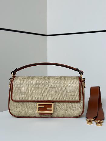 Bagsaaa Fendi Baguette Natural straw bag with FF embroidery - 27cm