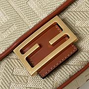 Bagsaaa Fendi Baguette Natural straw bag with FF embroidery - 27cm - 3