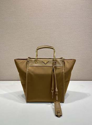 Bagsaaa Prada Medium Re-Nylon and leather tote bag 1BG578 brown - 28.5cm