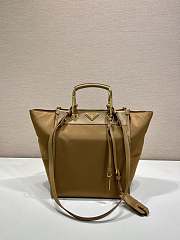 Bagsaaa Prada Medium Re-Nylon and leather tote bag 1BG578 brown - 28.5cm - 2