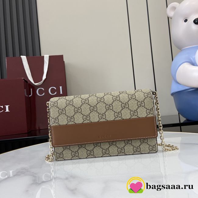 Bagsaaa Gucci GG Emblem wallet on chain 838151 Brown smooth leather - 20cm - 1