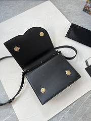 Bagsaaa Dolce & Gabbana Calfskin DG Logo Bag crossbody bag black - 20cm - 3