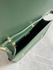 Bagsaaa Dolce & Gabbana Calfskin DG Logo Bag crossbody bag green - 20cm - 4
