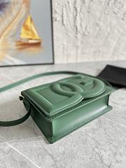 Bagsaaa Dolce & Gabbana Calfskin DG Logo Bag crossbody bag green - 20cm - 3