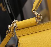 Bagsaaa Dolce & Gabbana Small Sicily handbag yellow - 19cm - 2