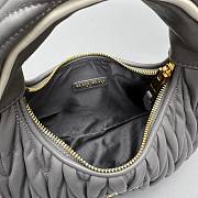 Bagsaaa Miu Miu Wander matelassé nappa leather bag 5BC125 gray - 20cm - 2