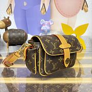 Bagsaaa LV M14742 Cargo Wearable Wallet - 23 x 14 x 10 cm - 4