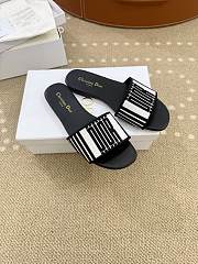 Bagsaaa Dway Slide Black and White Cotton Embroidered with Dior Graphique Motif - 2