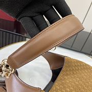 Bagsaaa Gucci B medium shoulder bag 834981 brown suede - 42cm - 4