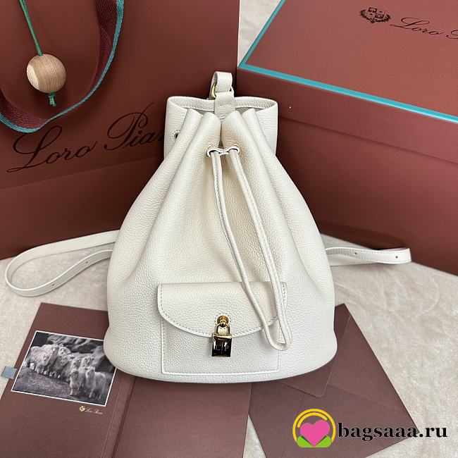 Bagsaaa Loro Piana Extra Drawstring backpack L27 white - 27cm - 1