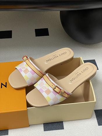 Bagsaaa LV Neo Revival Flat Mule Light Pink