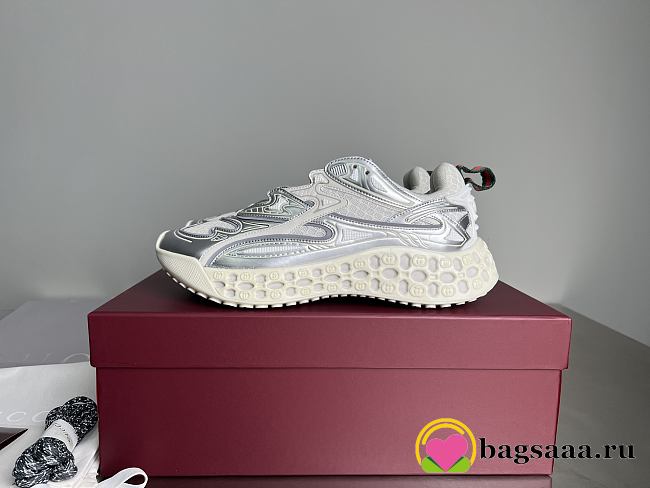 Bagsaaa Gucci cub3d trainer Grey and white - 1