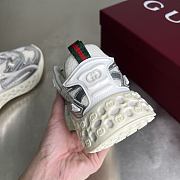 Bagsaaa Gucci cub3d trainer Grey and white - 3