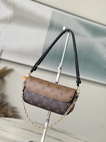 Bagsaaa LV M26587 Wallet On Chain Ivy Monogram Reverse - 23.5cm