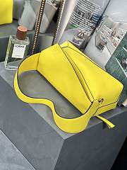 Bagsaaa Loewe Puzzle Hobo leather handbag yellow - 29cm - 4