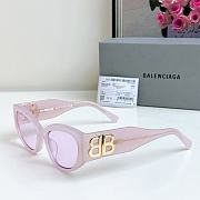Bagsaaa Balenciaga Bossy Round Af Sunglasses in Light Pink - 1