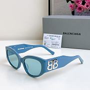 Bagsaaa Balenciaga Bossy Round Af Sunglasses in Blue - 1