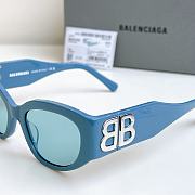 Bagsaaa Balenciaga Bossy Round Af Sunglasses in Blue - 4