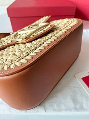 Bagsaaa Valentino Garavani Alltime Raffia Shoulder Bag - 23.5cm - 3