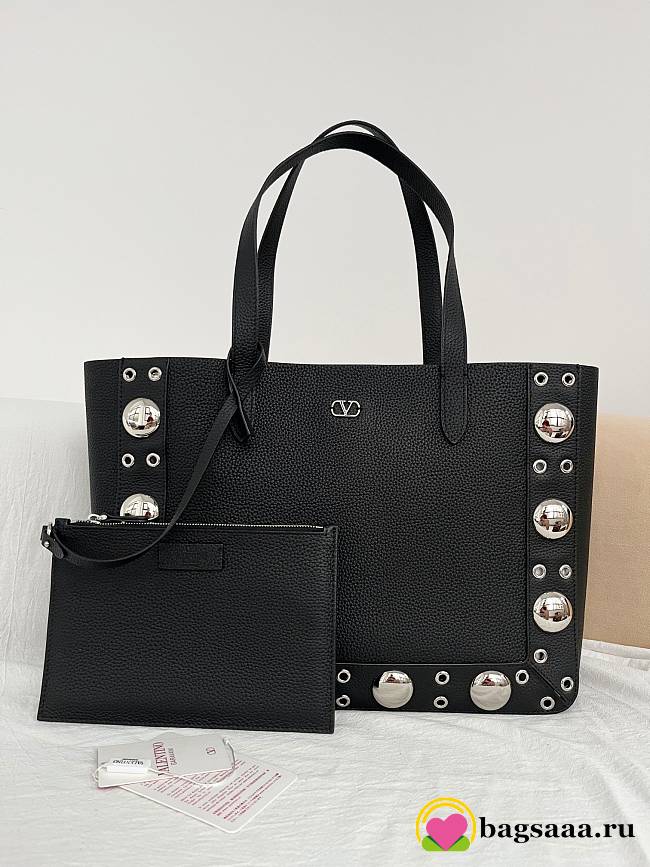 Bagsaaa Valentino Garavani Nellcôte Medium Shopping Bag In Grainy Calfskin Black - 40cm - 1