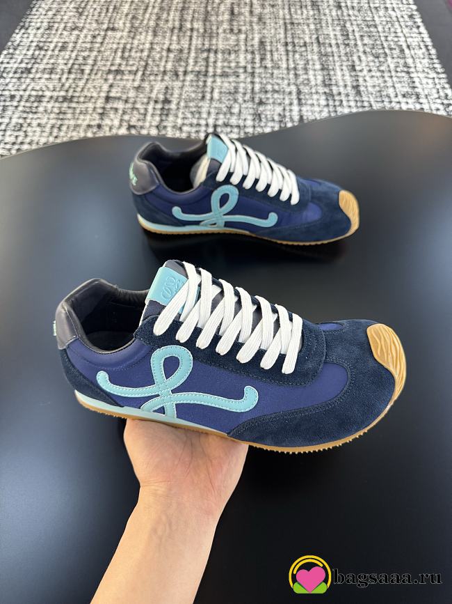 Bagsaaa Loewe Ballet Runner 2.0 in nylon and calfskin blue - 1