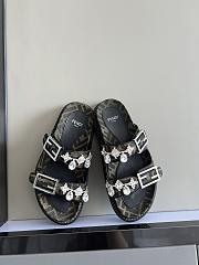 Bagsaaa Fendi Crystal Buckle Slides with Logo Print - 1