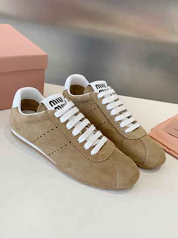 Bagsaaa Miu Miu Plume suede sneakers beige