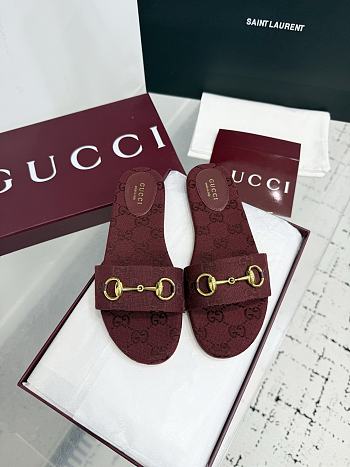 Bagsaaa Gucci Women's slide sandal with Horsebit red