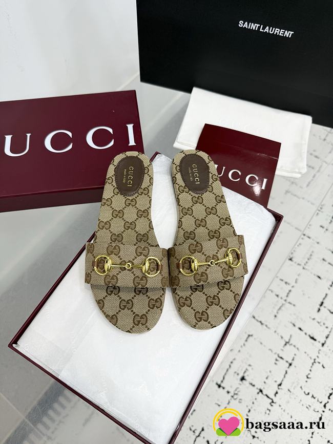 Bagsaaa Gucci Women's slide sandal with Horsebit beige - 1