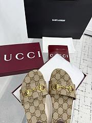 Bagsaaa Gucci Women's slide sandal with Horsebit beige - 2
