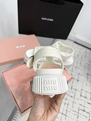 Bagsaaa Miu Miu Denim flatform sandals white - 4