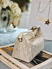 Bagsaaa Medium DiorTravel Nomad Pouch Gold-Tone Dior Oblique Jacquard - 22cm - 3