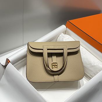 Bagsaaa Hermes Halzan Beige & Gold - 25cm