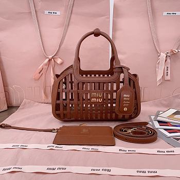 Bagsaaa Miu Miu Leather basket 5BA294 brown - 24cm
