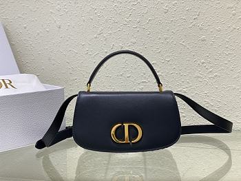 Bagsaaa Dior Small 30 Montaigne Avenue Top Handle Bag Blue Dior Oblique Jacquard and Smooth Calfskin - 19cm