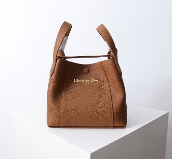 Bagsaaa Dior Small Signature Bucket Bag Brown Grained Calfskin - 21cm