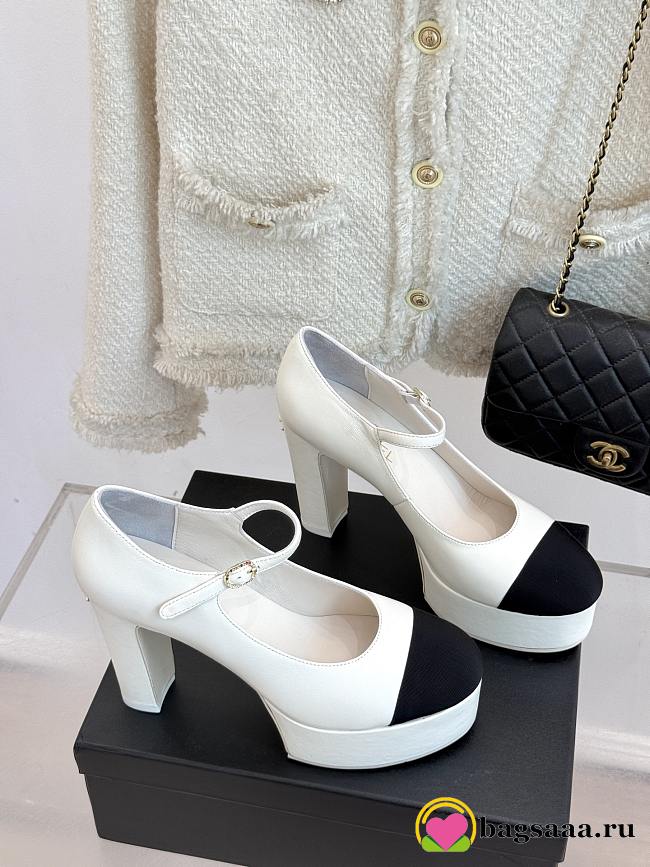 Bagsaaa Chanel Mary Janes G46434 Ivory & Black - 1