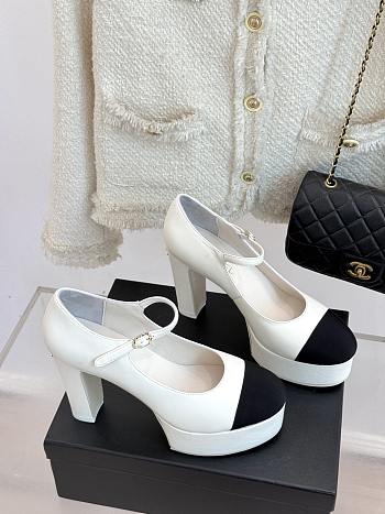 Bagsaaa Chanel Mary Janes G46434 Ivory & Black