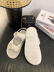 Bagsaaa Chanel Sandals G46339 White Crochet - 3