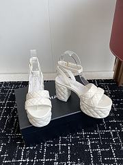 Bagsaaa Chanel Sandals G46427 White Lambskin - 9cm - 4