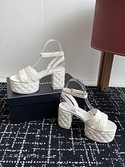 Bagsaaa Chanel Sandals G46427 White Lambskin - 9cm - 3