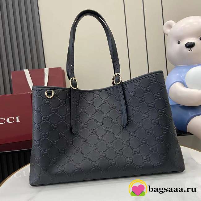 Bagsaaa Gucci GG Emblem Medium Tote Bag 815213 black GG - 38 x 25 x 15 cm - 1