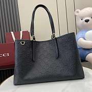 Bagsaaa Gucci GG Emblem Medium Tote Bag 815213 black GG - 38 x 25 x 15 cm - 1