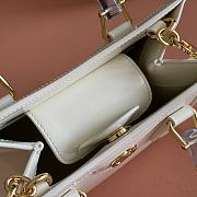 Bagsaaa Gucci Diana small tote bag 832936 white - 20cm - 2